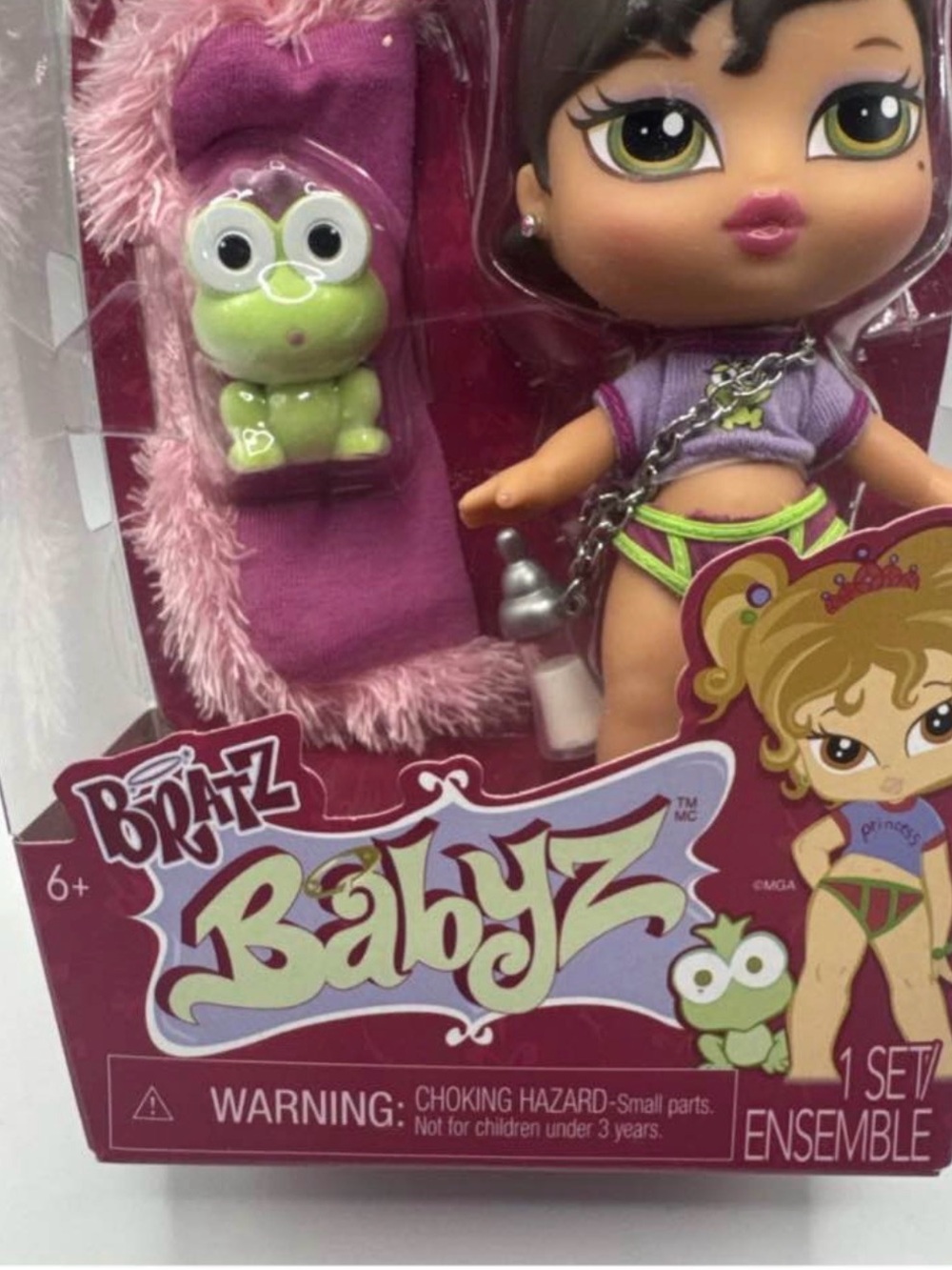 Babyz Purple Doll Playset - Mini Fashion Doll with Frog Accessory - Picture 2 of 4